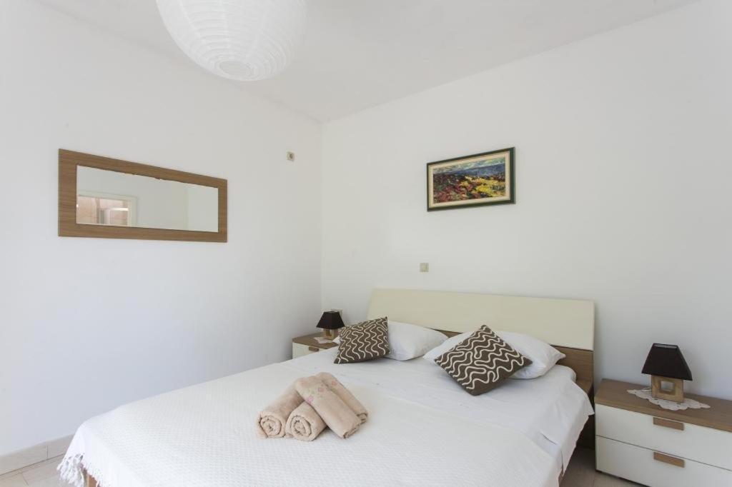 Apartments Maria Donje Celo Dış mekan fotoğraf