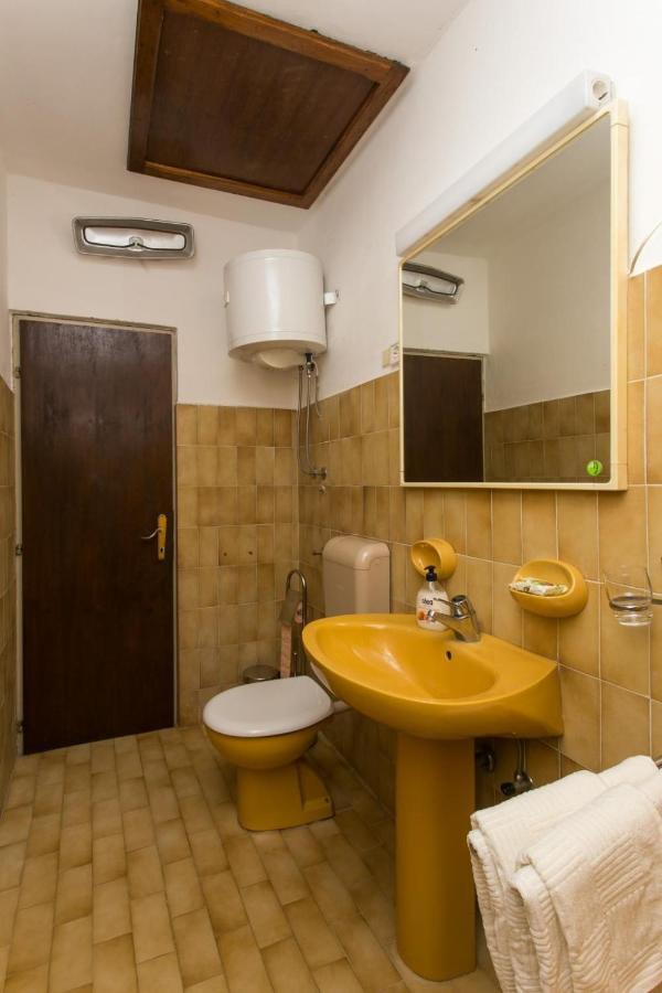 Apartments Maria Donje Celo Dış mekan fotoğraf